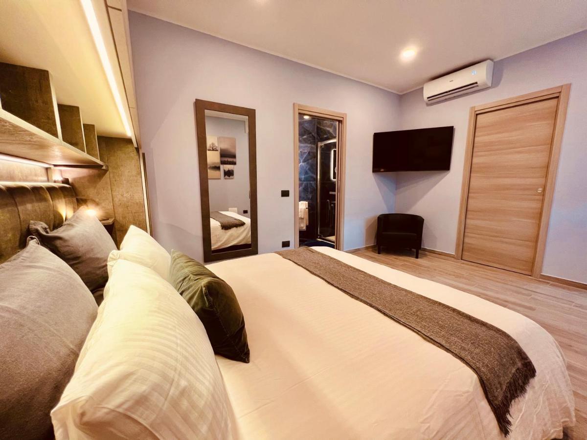 La Tana Del Ludo Apartment บาเวโน ภายนอก รูปภาพ