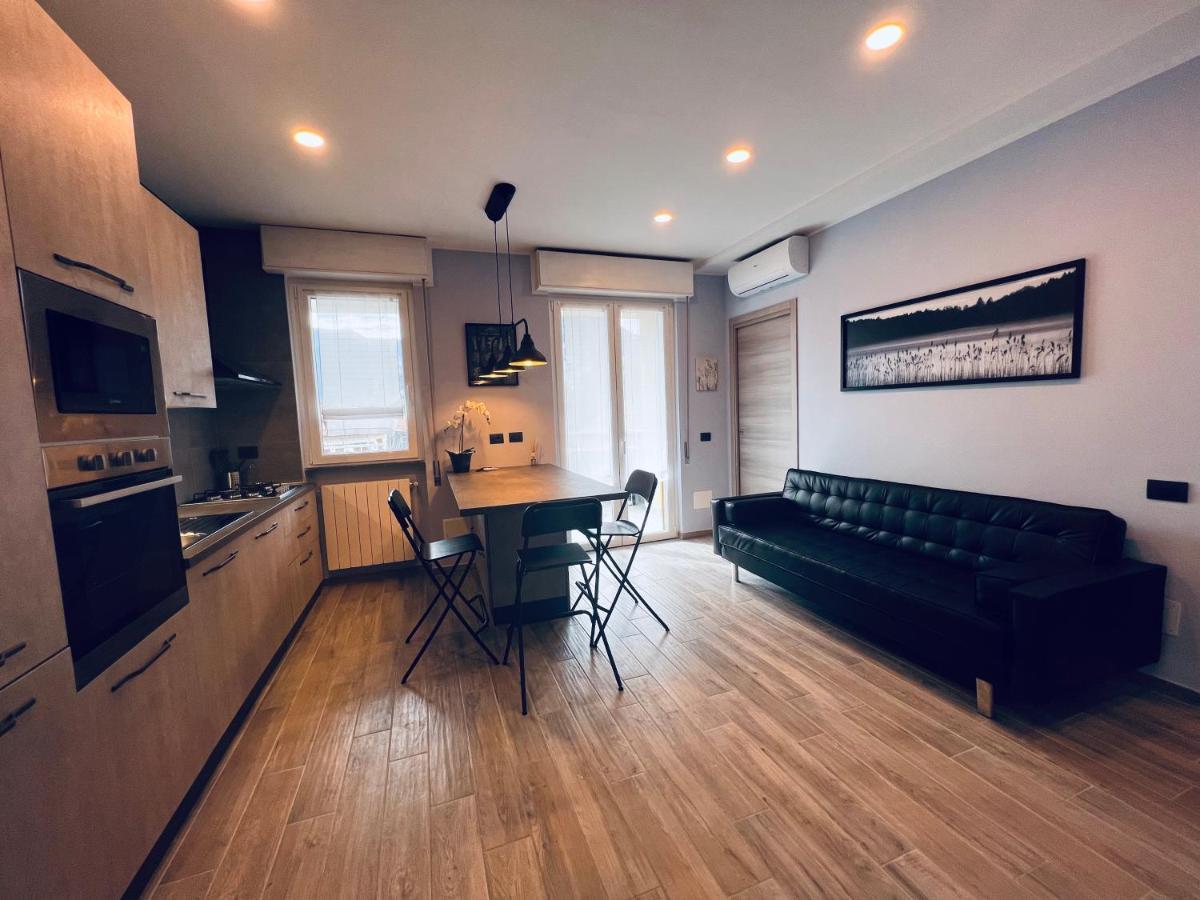 La Tana Del Ludo Apartment บาเวโน ภายนอก รูปภาพ